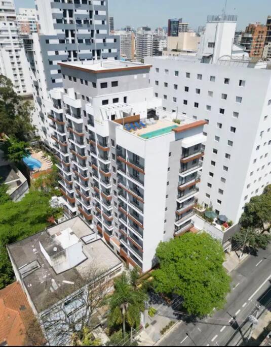 Apartamento Pinheiros - Vista Praca Benedito Calixto *