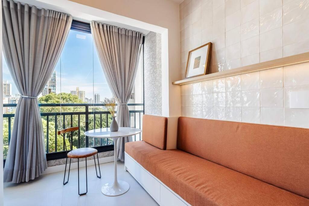 Apartamento Pinheiros - Vista Praca Benedito Calixto