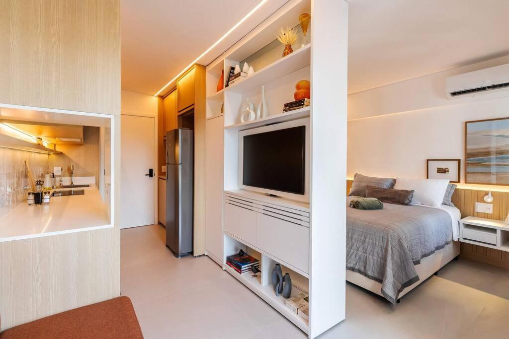 Apartamento Pinheiros - Vista Praca Benedito Calixto *